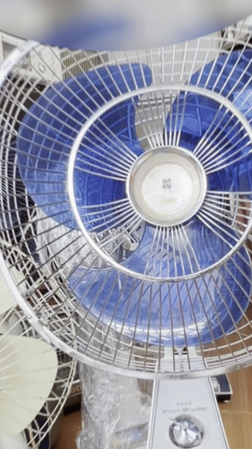 Quạt bàn National Trắng, xanh Kim loại, nhựa 220V. Mua bán Quạt tại Thành phố Hải Dương Hải Dương được đăng bởi hồ văn út  hình 1