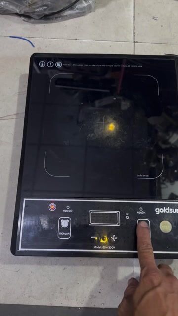 Bếp hồng ngoại Goldsun GSH-3009 Đen ko kén nồi. Mua bán Bếp, lò, đồ điện nhà bếp tại Quận 7 Tp Hồ Chí Minh được đăng bởi Phạm hưng 1982 Q7 Đồ Cũ Bao Sài  hình 1