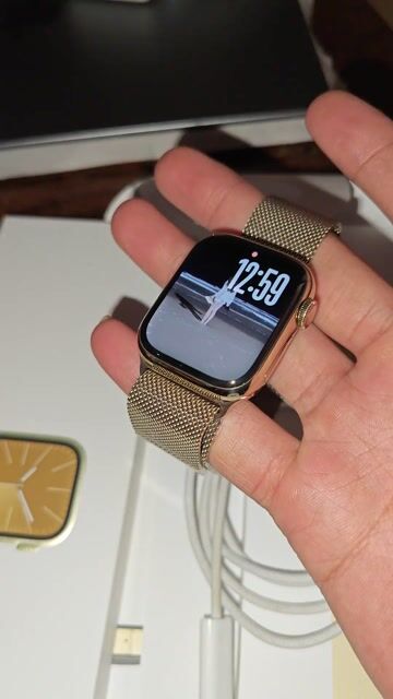 Apple Watch Series 9 41mm Vàng eSIM. Mua bán Thiết bị đeo thông minh tại Huyện Đắk R'Lấp Đắk Nông được đăng bởi Văn Tùng hình 1