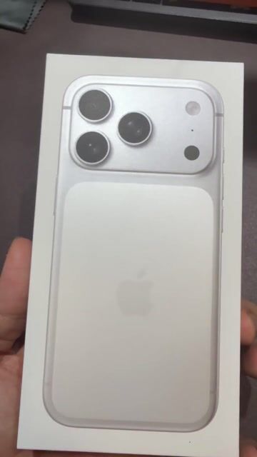 iPhone 17 Pro 256GB Trắng New Seal. Mua bán Điện thoại tại Thành phố Thủ Đức Tp Hồ Chí Minh được đăng bởi Hoàng Khánh hình 1