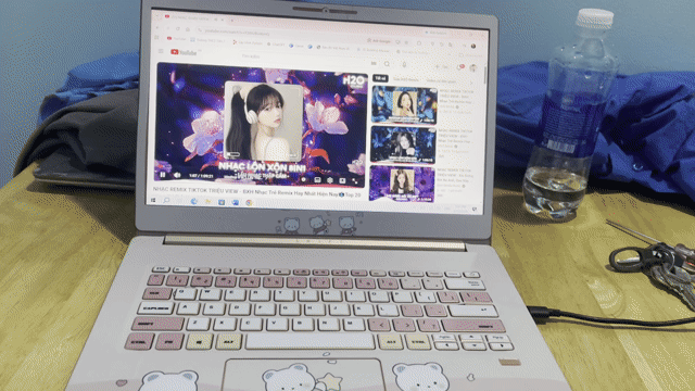 Acer Swift Core i5 th8 8GB/256GB Hồng Cảm ứng. Mua bán Laptop tại Quận 11 Tp Hồ Chí Minh được đăng bởi Phan hình 1