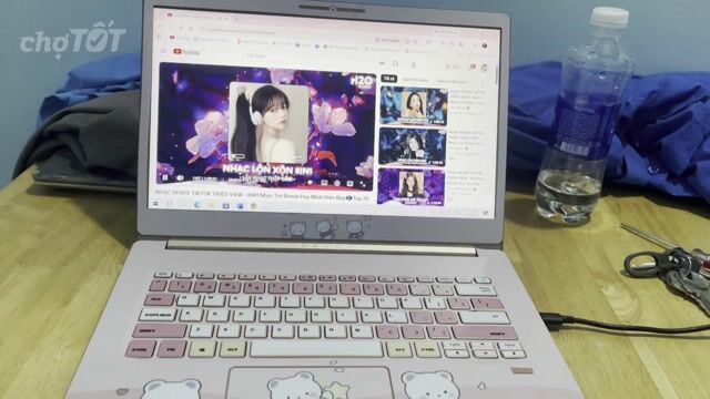 Acer Swift Core i5 th8 8GB/256GB Hồng Cảm ứng. Mua bán Laptop tại Quận 11 Tp Hồ Chí Minh được đăng bởi Phan hình 1
