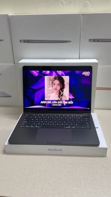Apple Macbook Pro M5 14.2 inch 16GB/512GB Đen. Mua bán Laptop tại Quận Hai Bà Trưng Hà Nội được đăng bởi Junioor Computer hình 1
