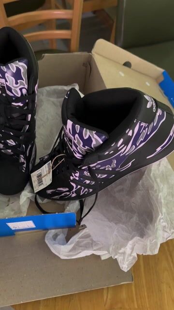 Giày thể thao Adidas Pro Model Nam 44 2/3 EU. Mua bán Giày dép tại Thành phố Qui Nhơn Bình Định được đăng bởi văn quốc việt hình 1