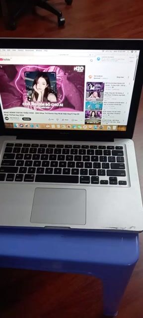 Apple MacBook Pro i7 8GB/128GB Bạc pin 5 tiếng . Mua bán Laptop tại Huyện Nhà Bè Tp Hồ Chí Minh được đăng bởi nguyên văn năm  hình 1
