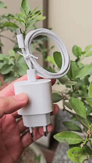 Củ sạc Type-C 35W Trắng. Mua bán Phụ kiện (Màn hình, Chuột...) tại Quận Bình Tân Tp Hồ Chí Minh được đăng bởi Vua Phụ Kiện Văn Trần hình 1