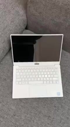 Dell XPS I5 8250U 8GB/256GB 13.3 inch. Mua bán Laptop tại Thành phố Thủ Đức Tp Hồ Chí Minh được đăng bởi Nguyễn Quang hình 1