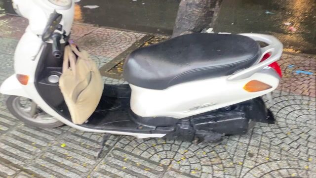 Cần tiền bán nhanh xe Nozza trắng 2014, đẹp, êm. Mua bán Xe máy tại Quận 1 Tp Hồ Chí Minh được đăng bởi NGUYỄN MỸ LINH hình 1