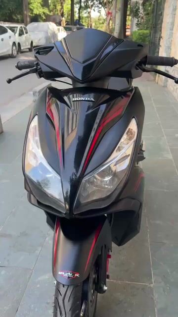 Airblade 125fi đen nhám cuối 2015 sơn máy zin 100%. Mua bán Xe máy tại Quận Cầu Giấy Hà Nội được đăng bởi nguyễn bích thuỷ hình 1