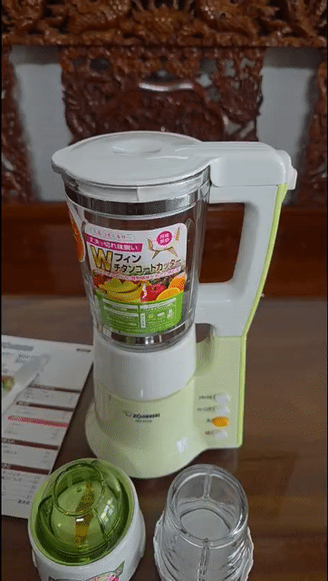 Máy xay sinh tố Zojirushi 3in1 Thủy tinh 750ml. Mua bán Bếp, lò, đồ điện nhà bếp tại Thị xã Tân Châu An Giang được đăng bởi Trân CHUYÊN HÀNG NHẬT hình 1
