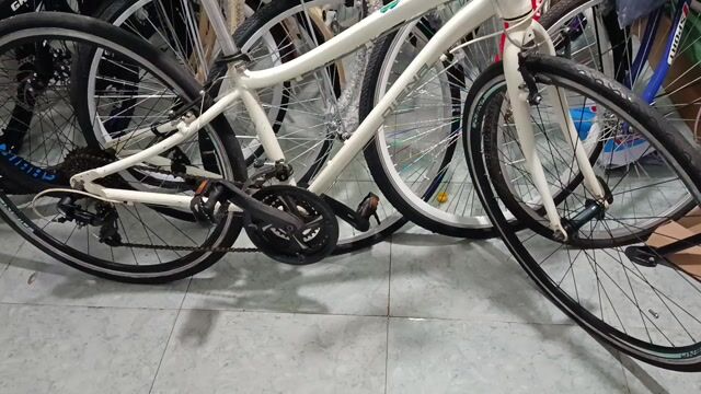 Xe đạp đường phố Diena Hợp kim nhôm. Mua bán Xe đạp tại Quận Bình Tân Tp Hồ Chí Minh được đăng bởi xả kho dòng xe đạp thể thao  hình 1