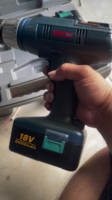 Máy khoan pin Ryobi BD-1800T 18V. Mua bán Đồ chuyên dụng, Giống nuôi trồng tại Quận 3 Tp Hồ Chí Minh được đăng bởi Thao Tran hình 1