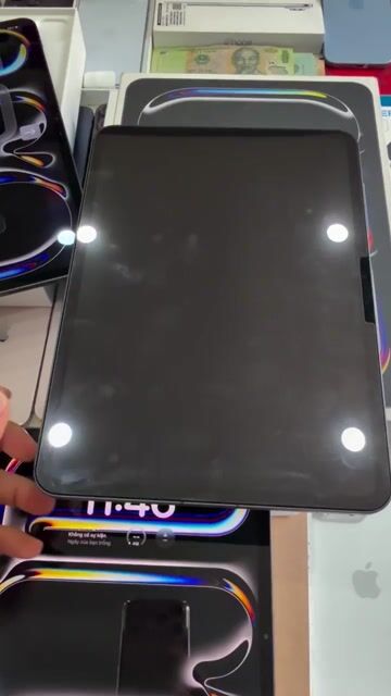iPad Pro 11in M5 256GB + 5G P100 Sạc 4 Lần BH01/27. Mua bán Máy tính bảng tại Thành phố Thủ Đức Tp Hồ Chí Minh được đăng bởi Táo Uy Tín Chuyên Cung Cấp Sỉ Và Lẻ Tuyển Công Tác Viên hình 1