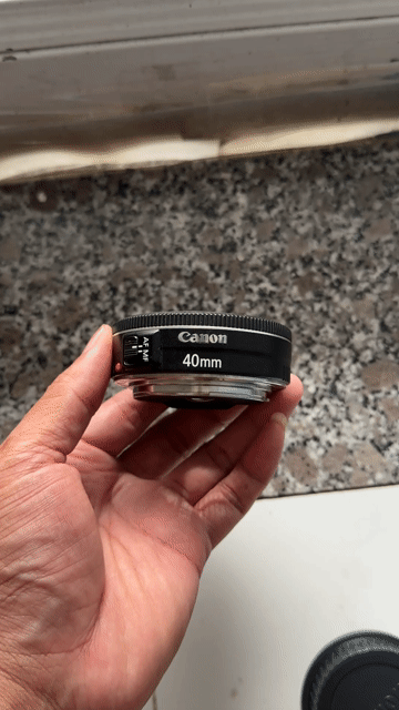 Ống kính Canon 40mm STM Đen. Mua bán Máy ảnh, Máy quay tại Thành phố Thuận An Bình Dương được đăng bởi Quang kỳ hình 1