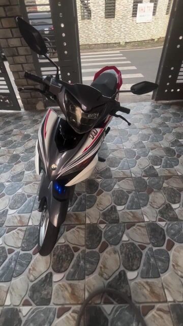 exciter máy 72/4 bs 77 BTC. Mua bán Xe máy tại Huyện Củ Chi Tp Hồ Chí Minh được đăng bởi Quốc Huy hình 1