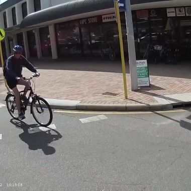 Grumpy Gramps loves to live on the edge. Shared on UpRide: Abused for being in the primary position
