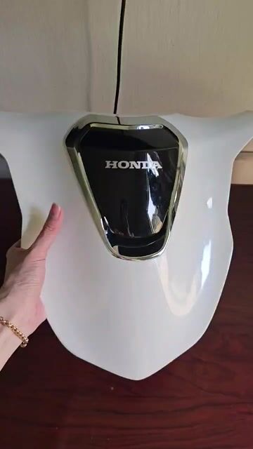 MẶT NẠ HONDA SH CHÍNH HÃNG. Mua bán Phụ tùng xe tại Quận 10 Tp Hồ Chí Minh được đăng bởi Khả Vân hình 1