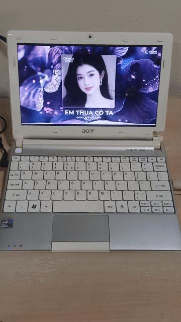 Acer Aspire One Intel Atom Trắng. Mua bán Laptop tại Huyện Quỳnh Lưu Nghệ An được đăng bởi Đông Vũ hình 1