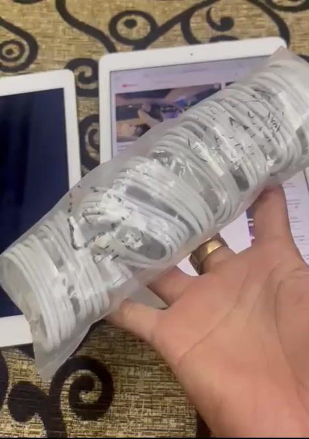 Cáp sạc iPhone 5/6/7/8/10/11/Xs..... Mua bán Phụ kiện (Màn hình, Chuột...) tại Quận 8 Tp Hồ Chí Minh được đăng bởi Thanh Đỗ hình 1