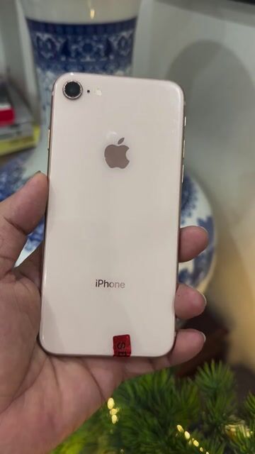 Apple iPhone 8 vang  zin 64ghi. Mua bán Điện thoại tại Quận Long Biên Hà Nội được đăng bởi ĐIỆN THOẠI AK TẬN TÂM TRÁCH NHIỆM hình 1