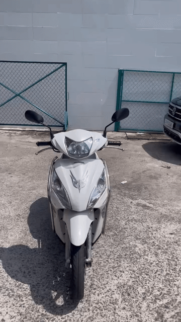 Honda Vision 2014 Trắng biển tp chính chủ. Mua bán Xe máy tại Quận Bình Thạnh Tp Hồ Chí Minh được đăng bởi văn vũ hình 1