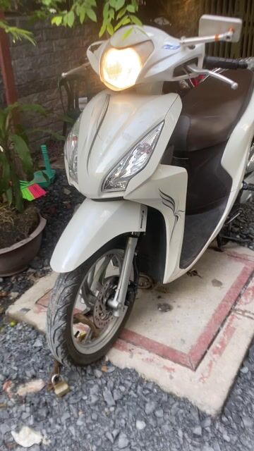 vison ngay chủ mày êm zin chưa bung đầu. Mua bán Xe máy tại Quận 3 Tp Hồ Chí Minh được đăng bởi Phạm thanh Trí  hình 1