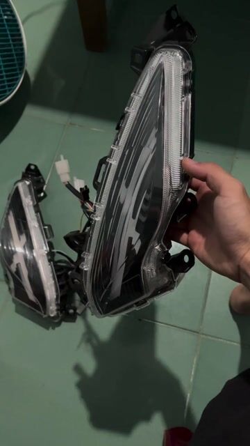 Đèn pha Honda Vision. Mua bán Phụ tùng xe tại Thành phố Buôn Ma Thuột Đắk Lắk được đăng bởi iam hoanq11 hình 1