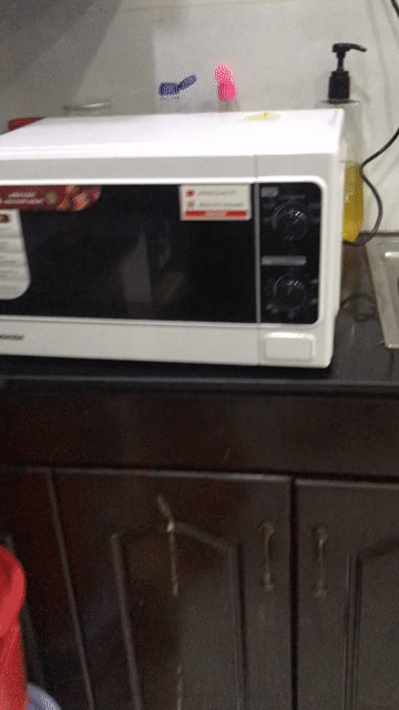 Lò vi sóng Toshiba ER-SM20(W1)VN. Mua bán Bếp, lò, đồ điện nhà bếp tại Quận 11 Tp Hồ Chí Minh được đăng bởi THẢO MY hình 1