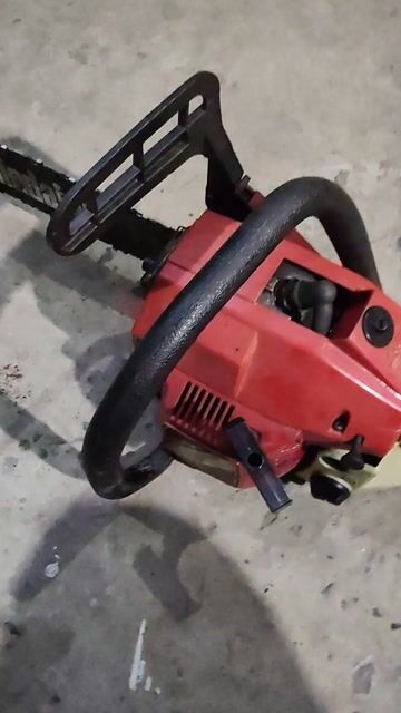 Máy cưa Shindaiwa Nhật Bản Đỏ, Trắng. Mua bán Đồ chuyên dụng, Giống nuôi trồng tại Huyện Châu Thành Tiền Giang được đăng bởi hoàng hình 1