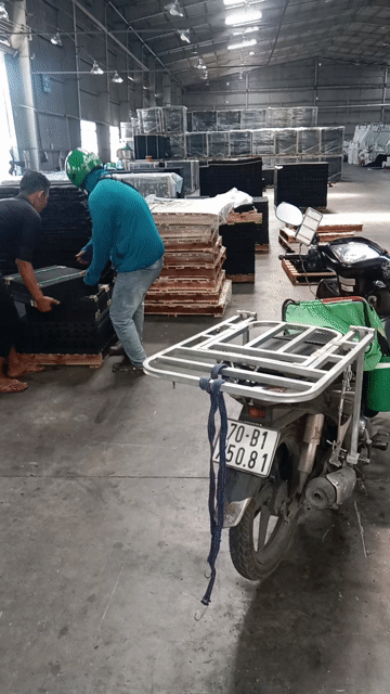 Thanh lý Gạch cao su 500x500x25mm mặt đen nhám. Mua bán Nội thất, đồ gia dụng khác tại Huyện Đức Hòa Long An được đăng bởi Dũng ErgoFloor gạch cao su phòng GYM Châu Âu hình 1