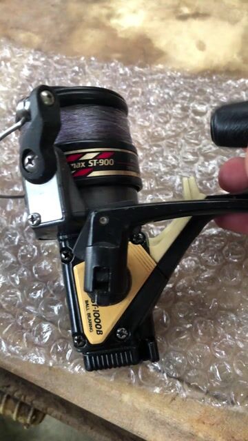 Máy câu cá Daiwa ST-1000B carbon. Mua bán Đồ thể thao, Dã ngoại tại Quận 12 Tp Hồ Chí Minh được đăng bởi Thien Le hình 1