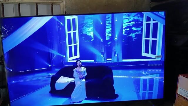 Tivi Samsung AU7700. Mua bán Tivi, Âm thanh tại Thành phố Hải Dương Hải Dương được đăng bởi Kiem Sy hình 1