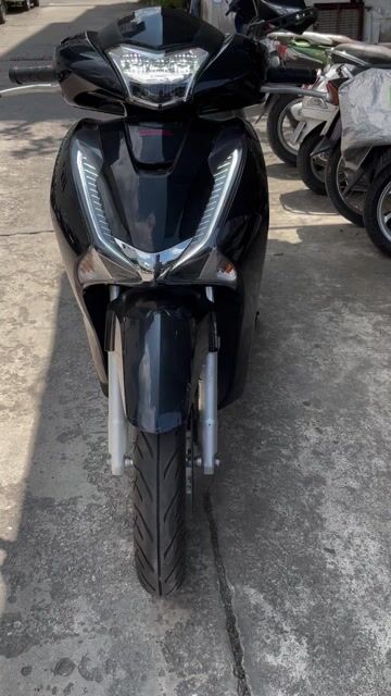 [Hà Nội] SH 2019 150i CBS odo 2xxx Km‼️Chính Chủ. Mua bán Xe máy tại Quận Tây Hồ Hà Nội được đăng bởi Chill Music hình 1