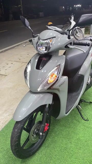 Honda Vision 2023 Xám. Mua bán Xe máy tại Huyện Mỏ Cày Nam Bến Tre được đăng bởi lehuuphuoc hình 1