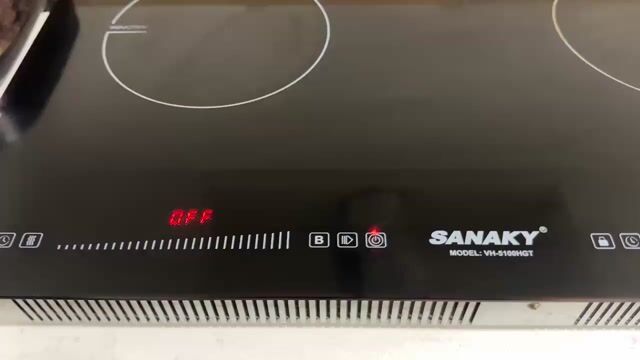 Bếp điện từ Sanaky VH-5100HGT. Mua bán Bếp, lò, đồ điện nhà bếp tại Quận Cẩm Lệ Đà Nẵng được đăng bởi Thắng hình 1