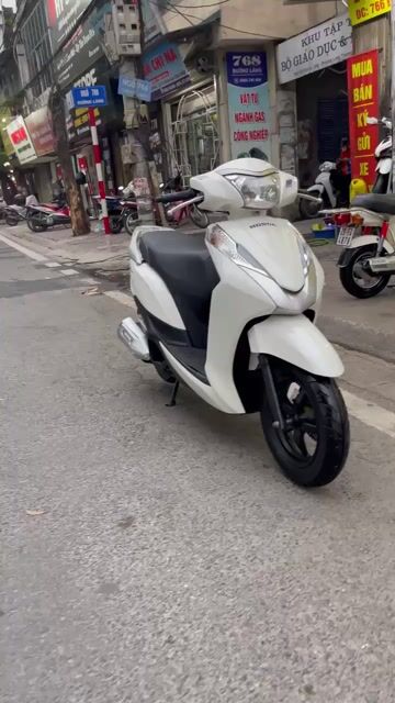 lead 124 siêu chất lượng. Mua bán Xe máy tại Quận Đống Đa Hà Nội được đăng bởi Hà hình 1