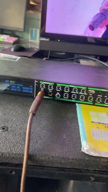 Vang cơ lai số 4 lines. Mua bán Tivi, Âm thanh tại Huyện Châu Thành A Hậu Giang được đăng bởi Thanh hình 1