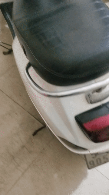 Piaggio Vespa LX 2009 Trắng. Mua bán Xe máy tại Quận Hà Đông Hà Nội được đăng bởi Giang Bảo Long hình 1