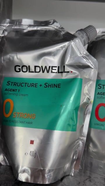 Kem duỗi tóc Goldwell Structure + Shine Agent 1. Mua bán Phụ kiện thời trang khác tại Huyện Tri Tôn An Giang được đăng bởi DIỄM NGUYỄN  hình 1