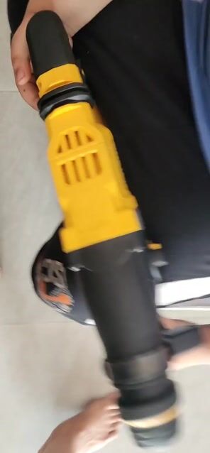 Thanh lý Máy khoan pin bê tông Dewalt . Mua bán Đồ chuyên dụng, Giống nuôi trồng tại Quận Cẩm Lệ Đà Nẵng được đăng bởi Máy cầm tay HT hình 1