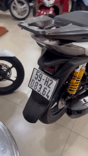 Honda SH150 ABS 2018 Trắng Đen Sport.BSTP.. Mua bán Xe máy tại Quận 6 Tp Hồ Chí Minh được đăng bởi Cửa Hàng Xe Máy Hoà Bùi hình 1
