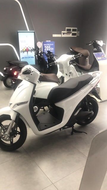 VinFast Feliz Neo 2025 Trắng Mua đứt pin. Mua bán Xe máy tại Huyện Hóc Môn Tp Hồ Chí Minh được đăng bởi Bao Tran Gia hình 1
