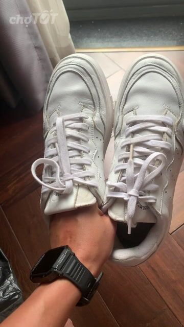 Giày thể thao Adidas Nam Trắng Size 42 2/3. Mua bán Giày dép tại Quận Long Biên Hà Nội được đăng bởi Kiện Phu hình 1