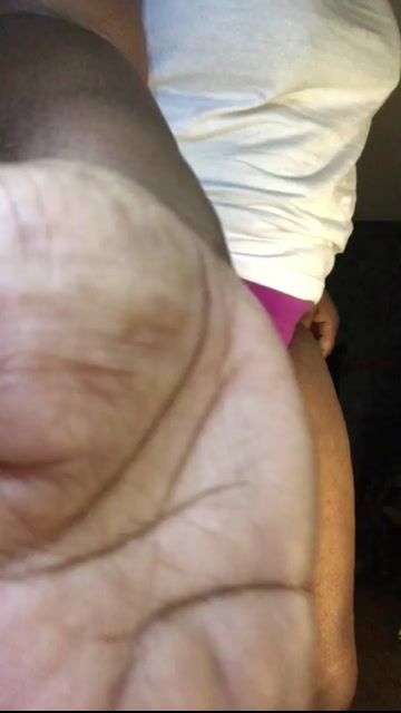 Model - Kenyah footfetish