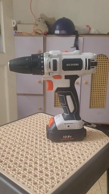 Máy khoan pin Nhật cũ bắt vít 2 chiều 2 chức năng