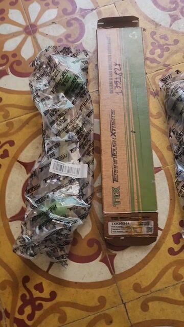 Bán 2 phụ tùng ô tô Mevotech mới. Mua bán Phụ tùng xe tại Quận 4 Tp Hồ Chí Minh được đăng bởi kim phát hình 1