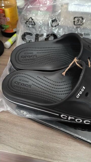 Dép Crocs Unisex Đen size 41-42 Mới. Mua bán Giày dép tại Quận Ninh Kiều Cần Thơ được đăng bởi Đồ 2 hand hình 1