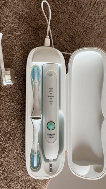 Hộp sạc Philips Sonicare DiamondClean Trắng. Mua bán Thiết bị vệ sinh, nhà tắm tại Thành phố Bà Rịa Bà Rịa - Vũng Tàu được đăng bởi Min Nguyen hình 1