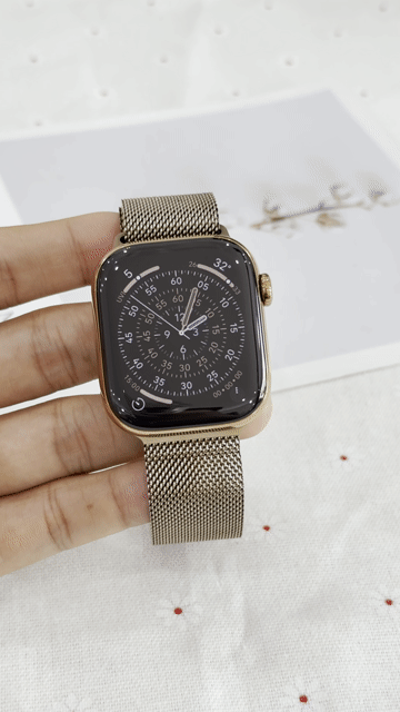 Apple Watch S11 42mm Titan Vàng. Mua bán Thiết bị đeo thông minh tại Quận Ninh Kiều Cần Thơ được đăng bởi Phạm Minh Tâm hình 1
