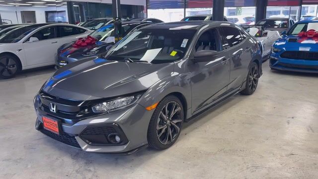 2017 Honda Civic Hatchback video thumbnail